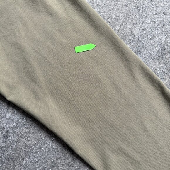 Free Fly Apparel Latitude Pants Men 30 x 30 Beige Performance Stretch Golf DWR - Picture 11 of 16